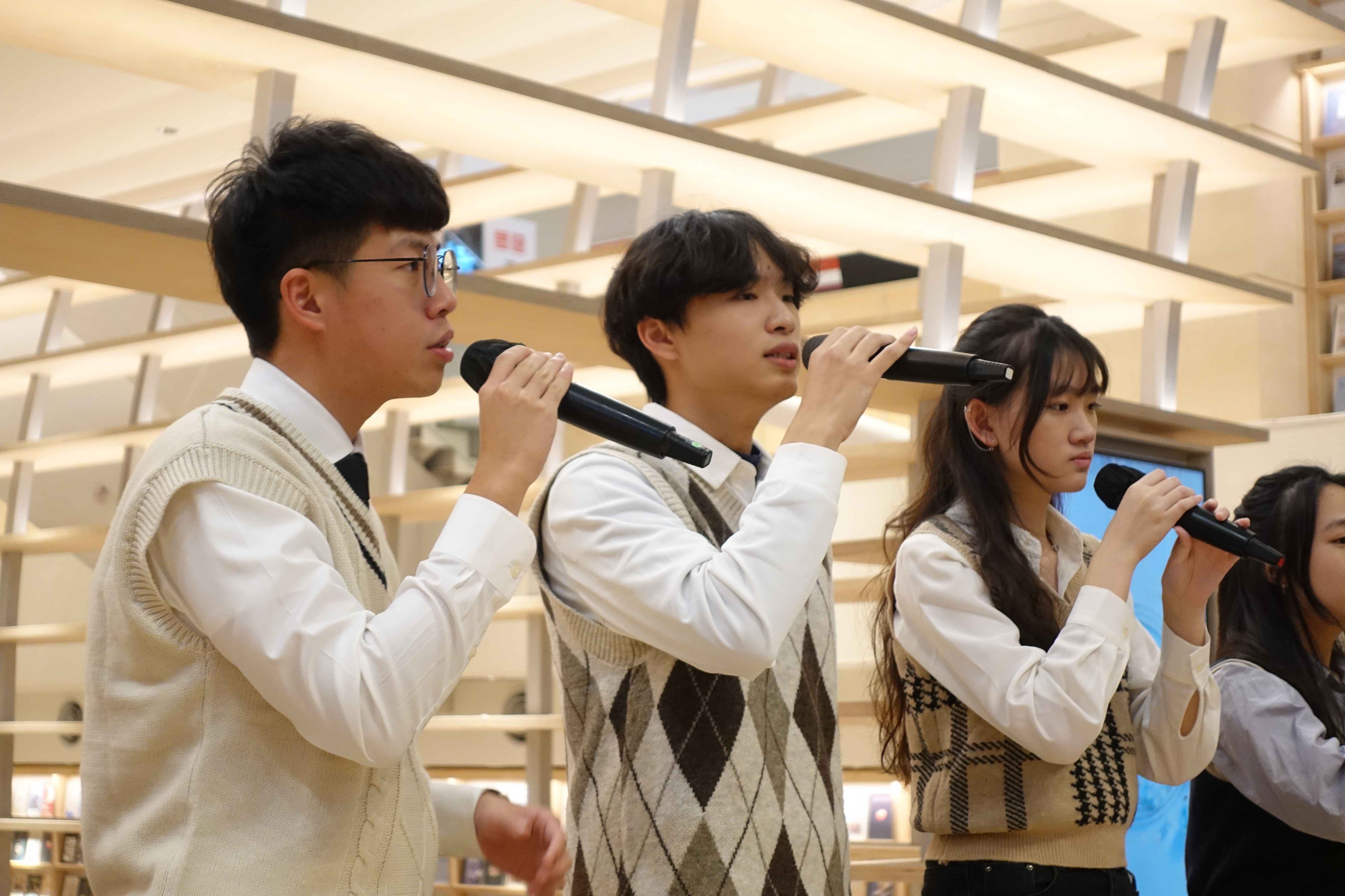 A cappella performance